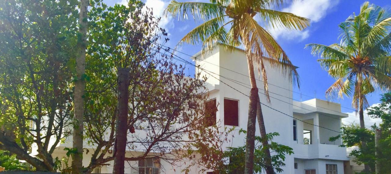 Breeze Du Nord Villa Grand Baie Bagian luar foto