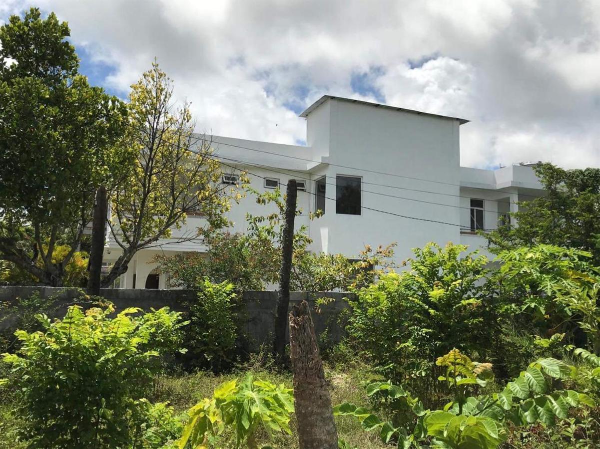 Breeze Du Nord Villa Grand Baie Bagian luar foto